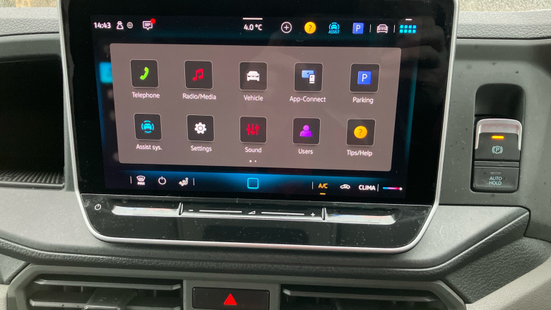 Volkswagen Crafter Cr35 Mwb Diesel 2.0 TDI 140PS Commerce Plus High Roof Van Auto